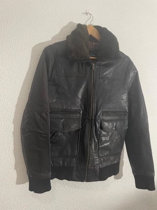 Chaqueta de cuero Zara Negra