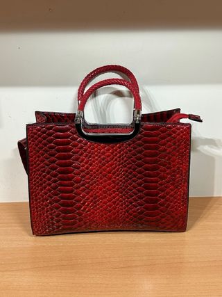 Bolso rojo efecto piel de pitón