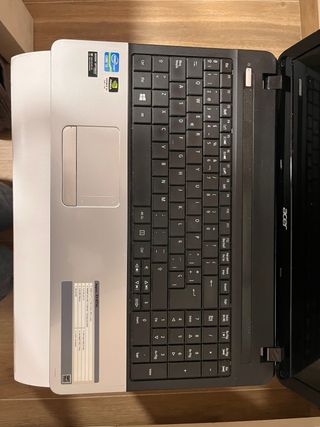 Portatile Acer Aspire E1-571