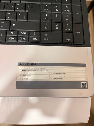 Portatile Acer Aspire E1-571