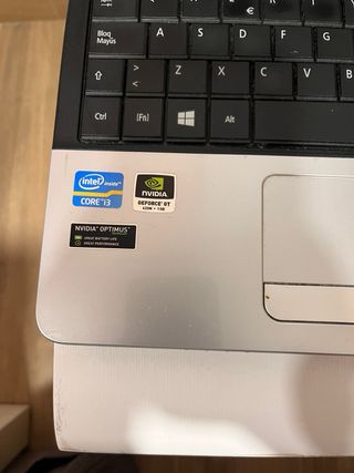 Portatile Acer Aspire E1-571