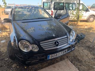 Mercedes-Benz Clase C 2006