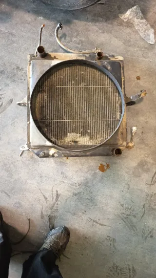 Radiador Nissan Trade 3000