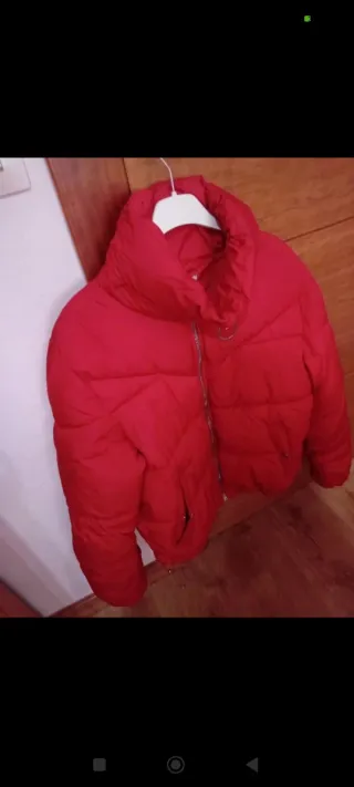 Cazadora bomber roja