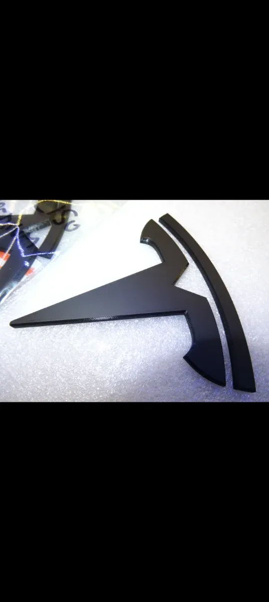 Pack emblemas Tesla m3 highland de Rafael