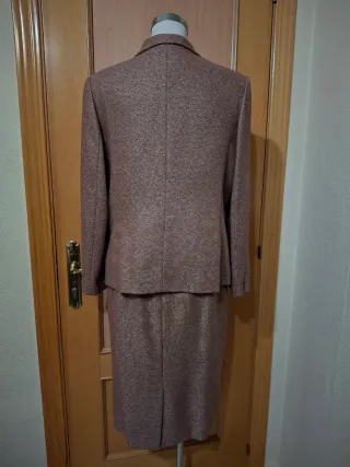 Traje El Corte Inglés Tonos burdeos