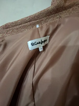 Traje El Corte Inglés Tonos burdeos