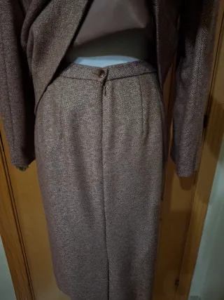 Traje El Corte Inglés Tonos burdeos