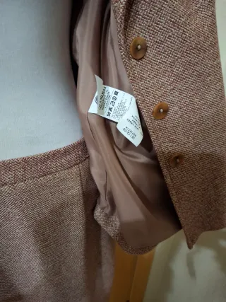 Traje El Corte Inglés Tonos burdeos