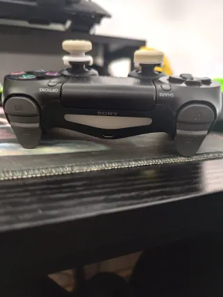 Controller PS4 (PlayStation 4) in buone condizioni