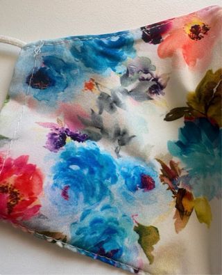 Mascarilla con flores multicolor - Nueva