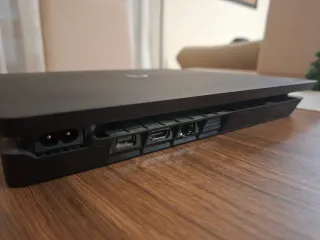 PS4 (PlayStation 4) + 2 Mandos