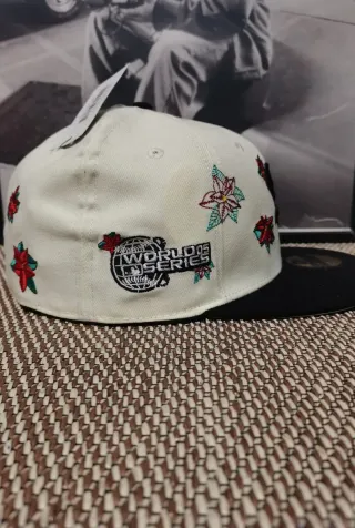 Gorra New Era 59FIFTY Flores Talla 7.1/4