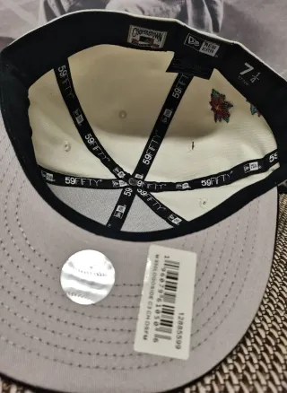 Gorra New Era 59FIFTY Flores Talla 7.1/4