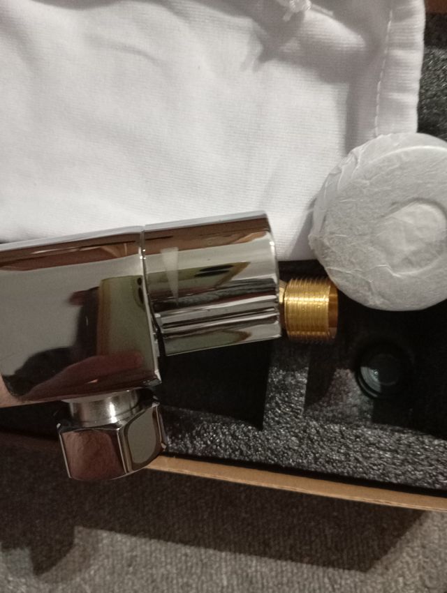 Miscelatore termostatico per doccia