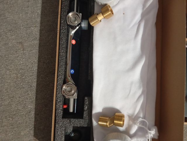 Miscelatore termostatico per doccia