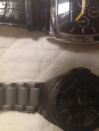 Relojes Emporio Armani y otros