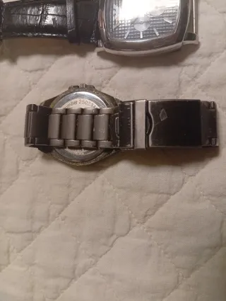 Relojes Emporio Armani y otros