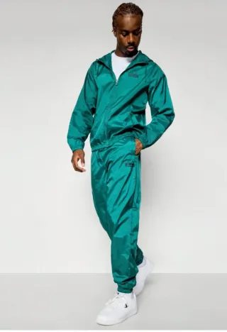 Chándal ellesse verde Sin estrenar,con etiqueta.