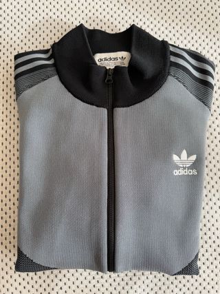 Chaqueta Adidas Gris y Negra