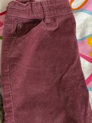 Lote 2 pantalones pana niña 6-7 A