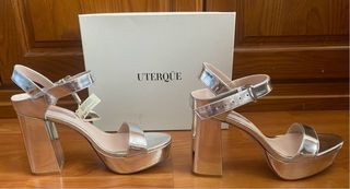 Tacones plateados Uterque