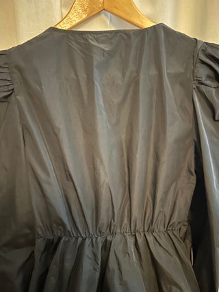 Blusa Zara Negra Talla XS con Lazo