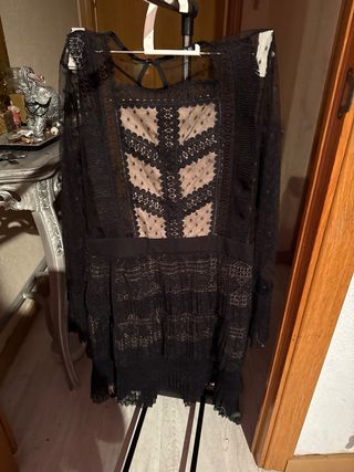 Vestido negro encaje fiesta
