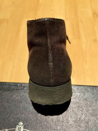 Stivaletti Prada in camoscio marrone