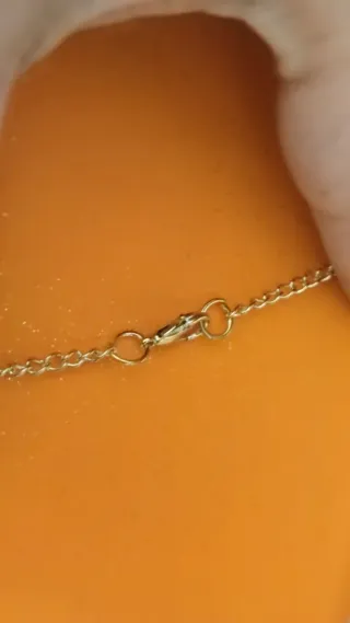 Collana lunga con due farfalle dorate