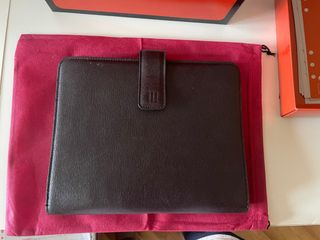 Agenda de piel marrón