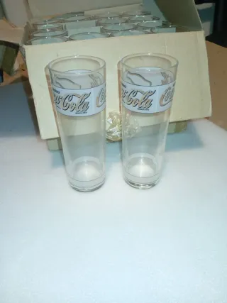16 Vasos Coca-Cola
