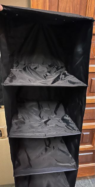 Colgador de armario de tela negro