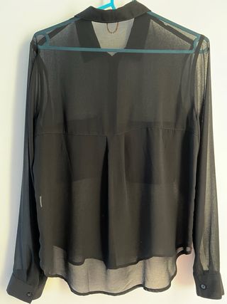 Camisa negra transparente con bolsillo