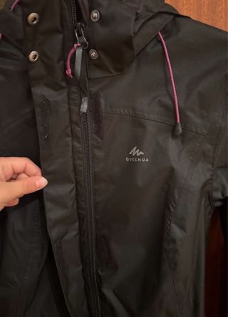 Chubasquero Quechua Negro