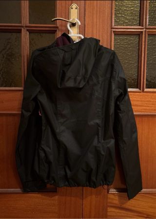 Chubasquero Quechua Negro