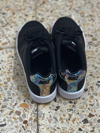 Zapatillas Nike Mujer Negras y Multicolor