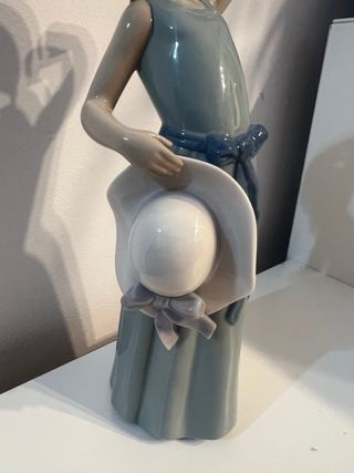 Lladró Daisa 1978 Niña con Sombrero
