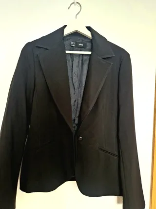 Conjunto traje Mango americana  y falda