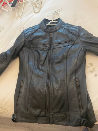 Chaqueta Moto Cuero Mujer Negra.