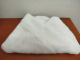 Collo di pelo bianco da donna