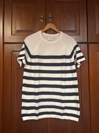 Camiseta Pull&Bear Rayas Negras y Blancas