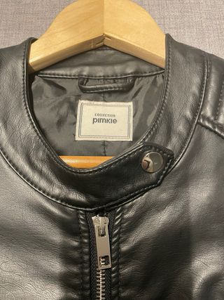 Chaqueta cuero negra