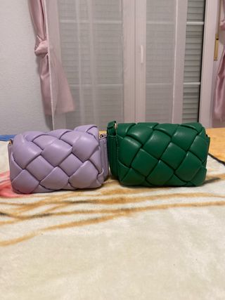 Borse tessute verdi e viola