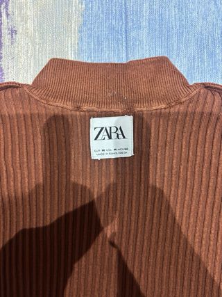 Jersey canelé cuello perkins marrón