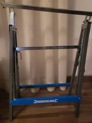 Borriqueta regulable en altura Silverline.