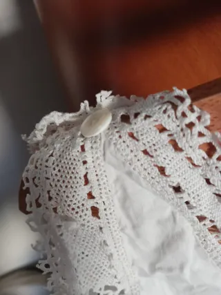 Camisón antiguo de encaje blanco