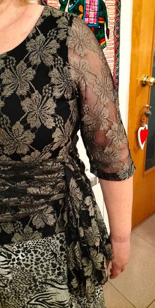 Camiseta Kavana encaje dorado talla 50