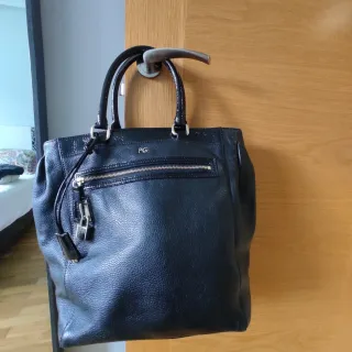 Bolso PG Negro Piel