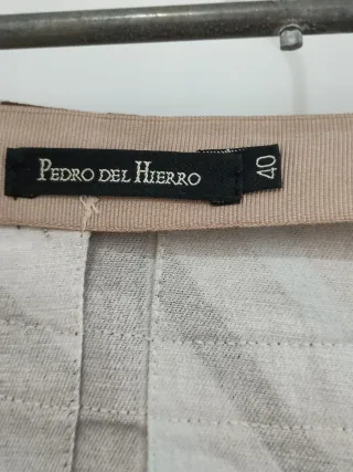 Falda Pedro del Hierro geométrica